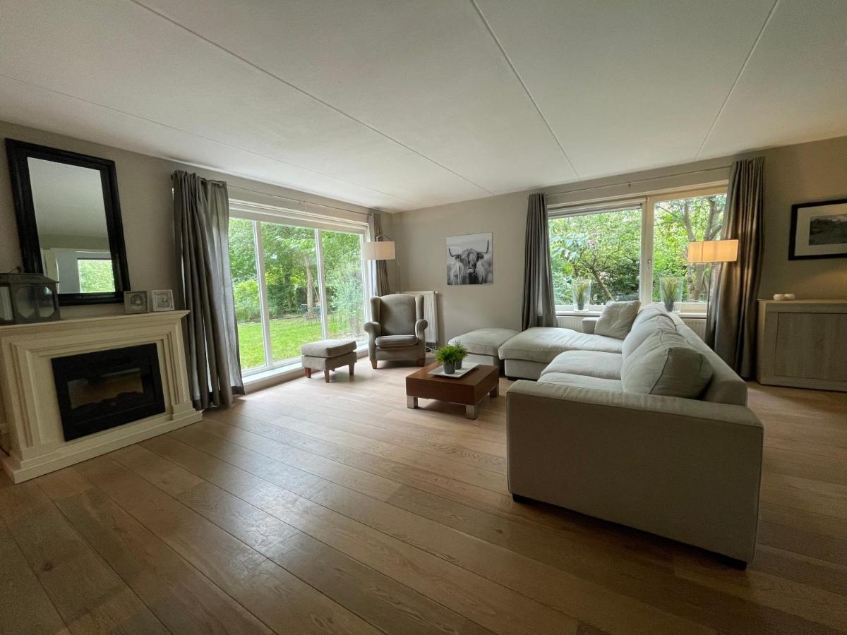Villa Calma Rust Ruimte Luxe Inclusief Private Jacuzzi Zeewolde Exterior foto
